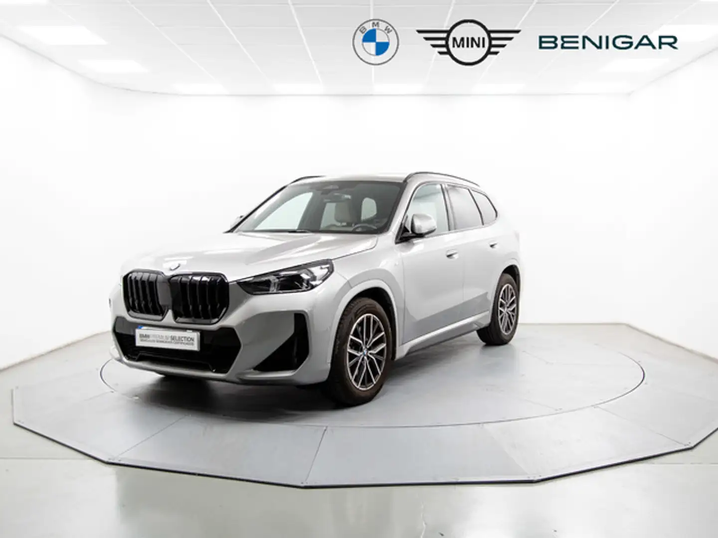 BMW X1 sDrive 20iA Argento - 1