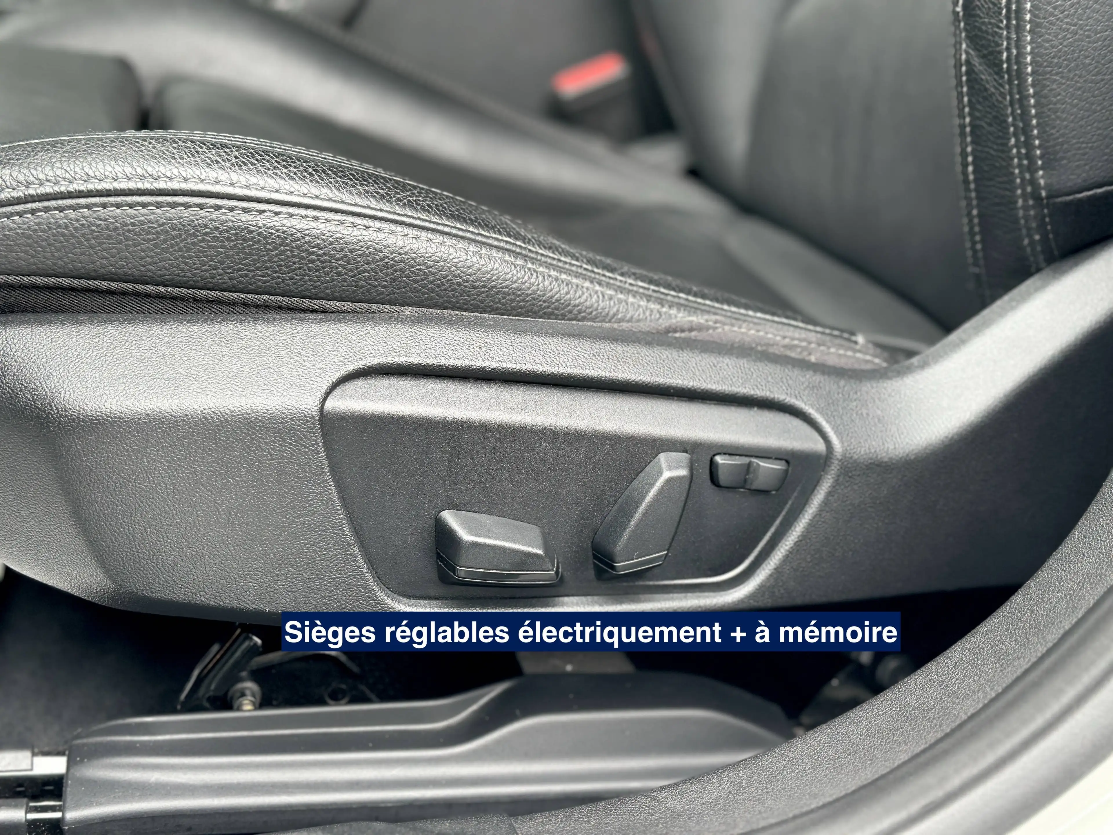 BMW 235 M235i Gran Coupé / LED / Sièges M — photo 8