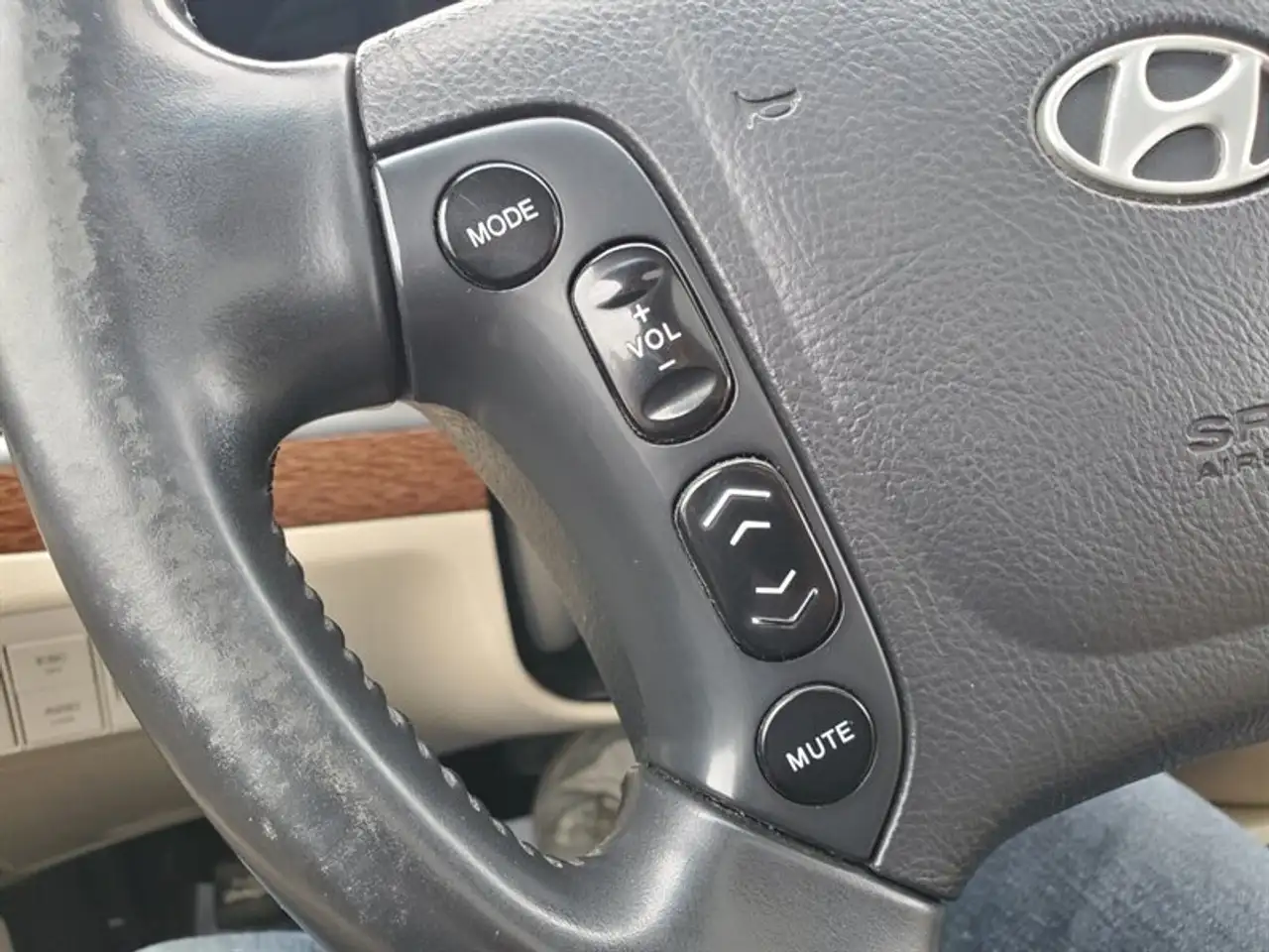Hyundai SANTA FE снимка Hyundai SANTA FE