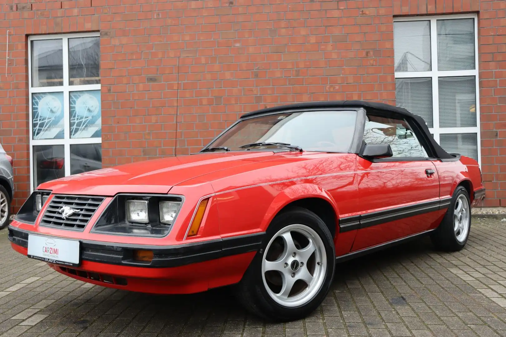 Ford Mustang Cabrio 3.8 Automatik Leder Klima TÜV Neu Rot - 1