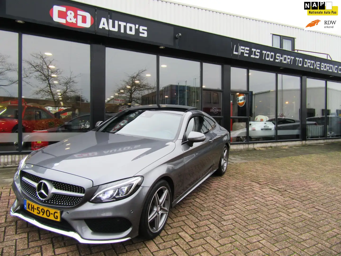Mercedes-Benz C 200 Coupé AUT AMG 2016 NAV PANO LEER Grau - 1