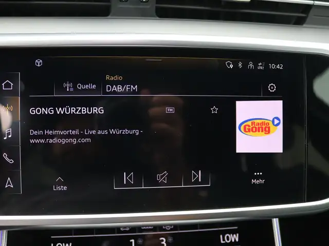 Audi A6 view 13