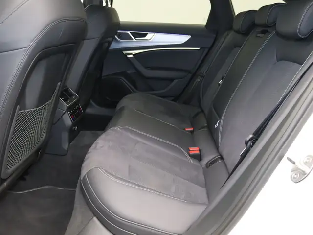 Audi A6 view 8