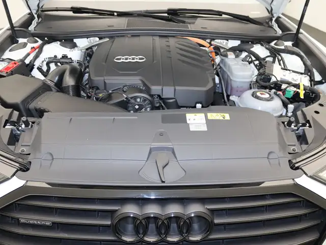 Audi A6 view 15