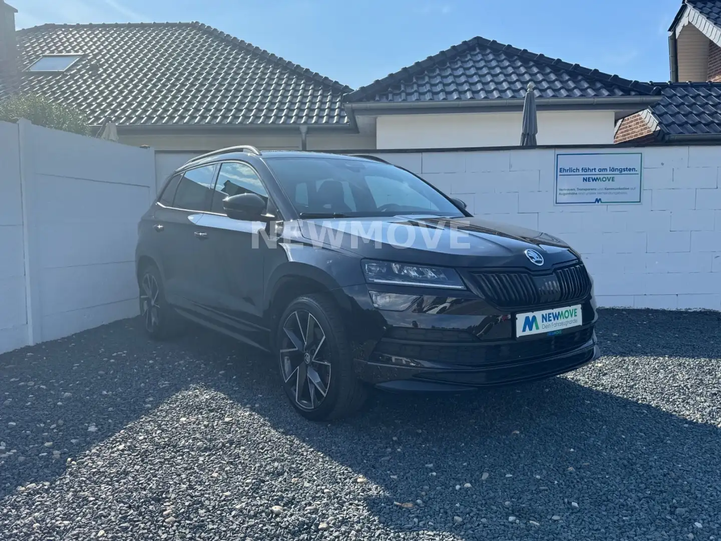 Skoda Karoq 2.0 TSI 4X4 DSG Carplay Standhzg Kam. AHK Noir - 1