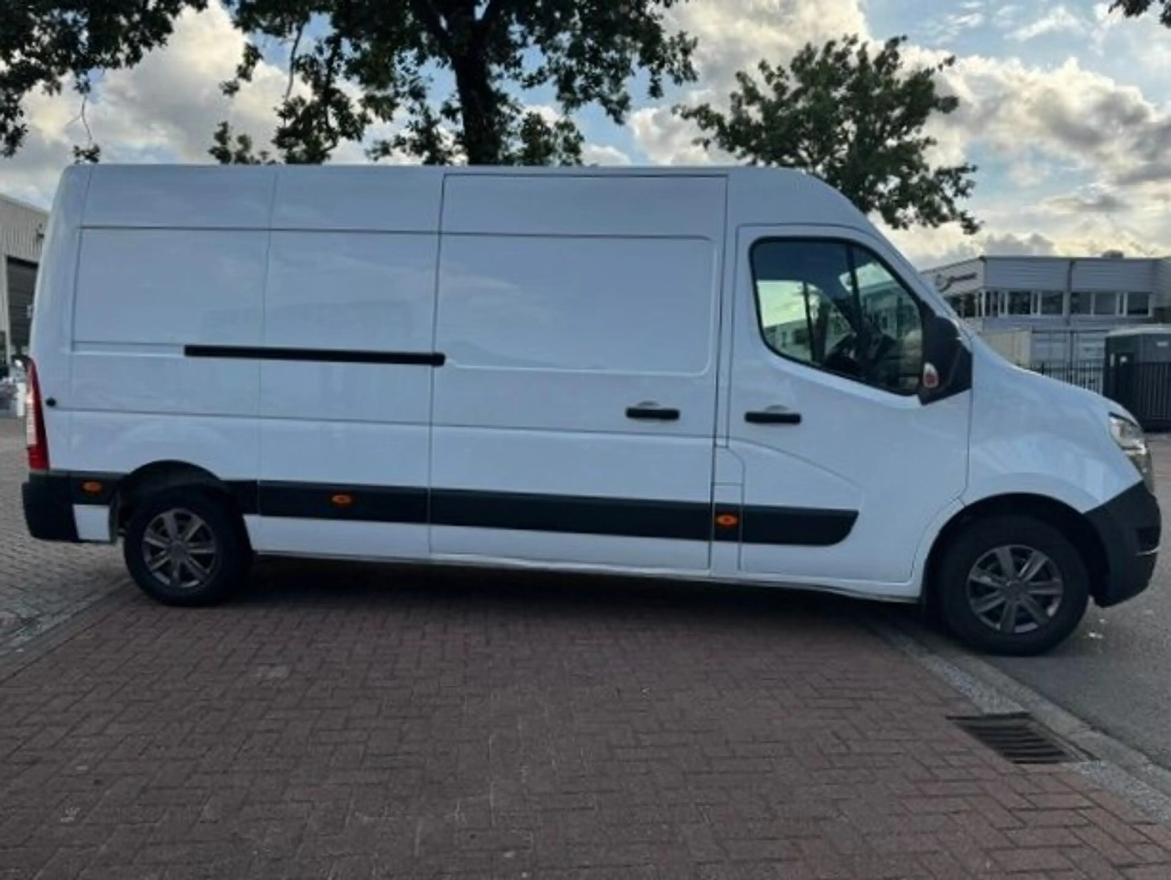 Nissan Interstar 2.3 dCi 136pk L3 H2 Acenta Euro 6 Airco,Cruisecont — photo 4