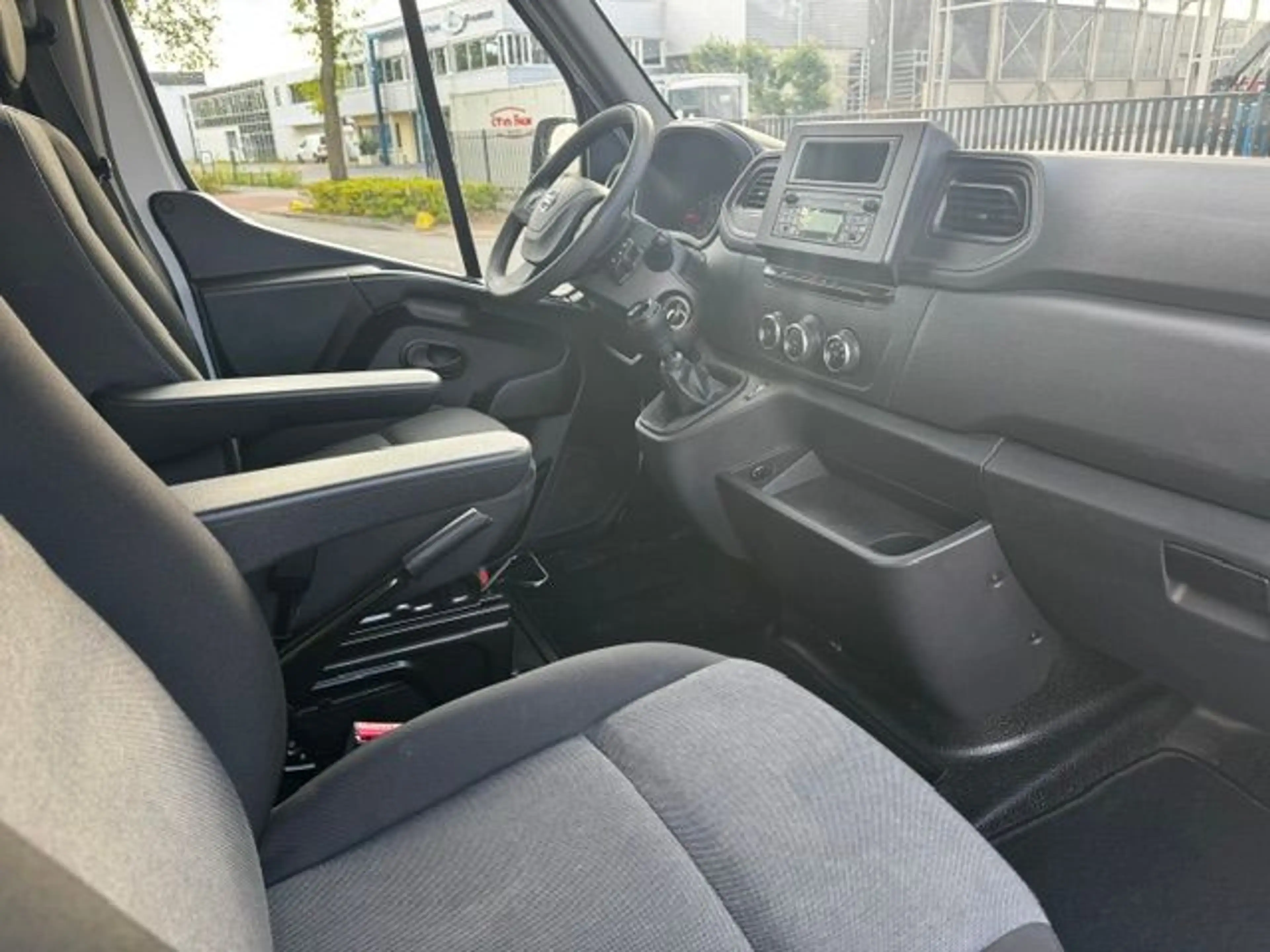 Nissan Interstar 2.3 dCi 136pk L3 H2 Acenta Euro 6 Airco,Cruisecont — photo 3