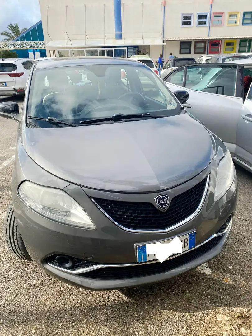 Lancia Ypsilon 1.2 5 p Platinum 69cv E6 - 1