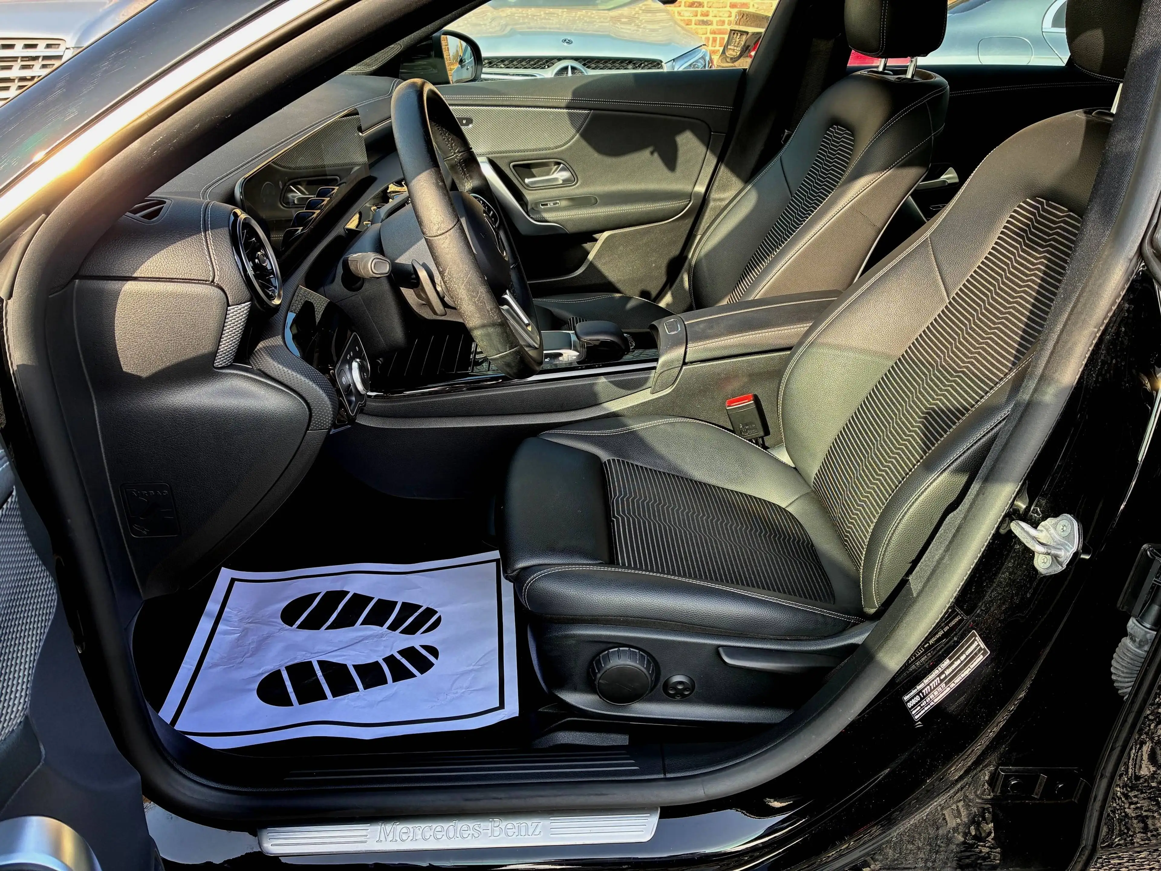 Mercedes-Benz CLA 200 Progressive// Kamera// Sitzheizung// LED — photo 10
