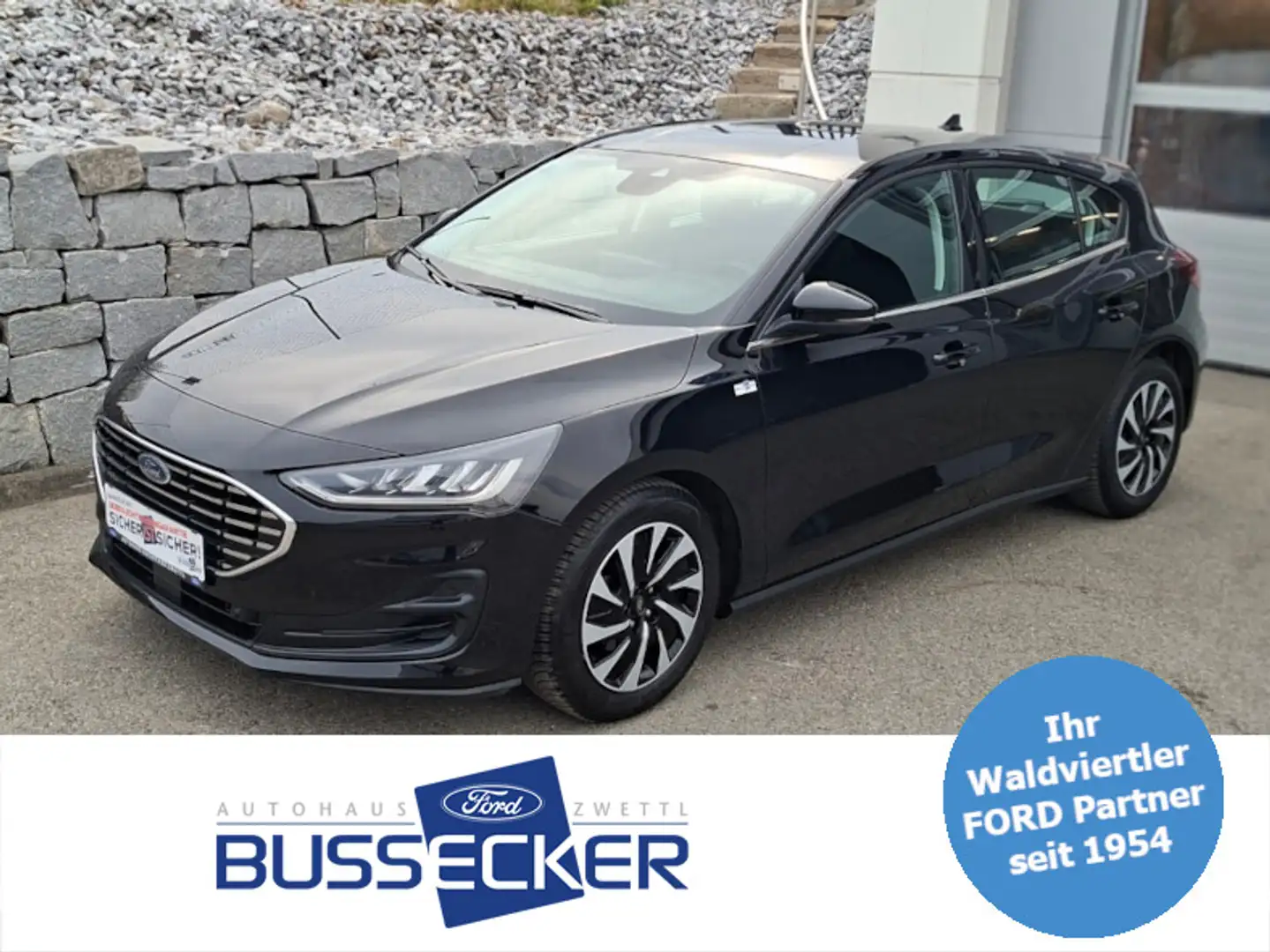 Ford Focus 1,0 EcoBoost Titanium Schwarz - 1