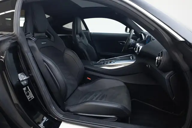 Mercedes-Benz Amg GT view 13
