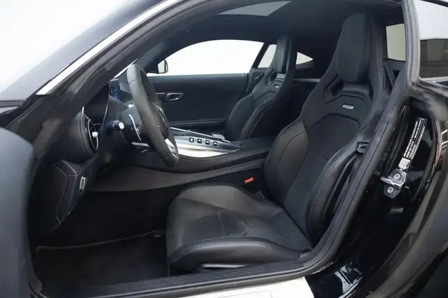 Mercedes-Benz Amg GT view 11