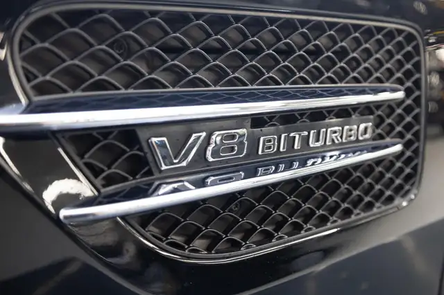 Mercedes-Benz Amg GT view 4