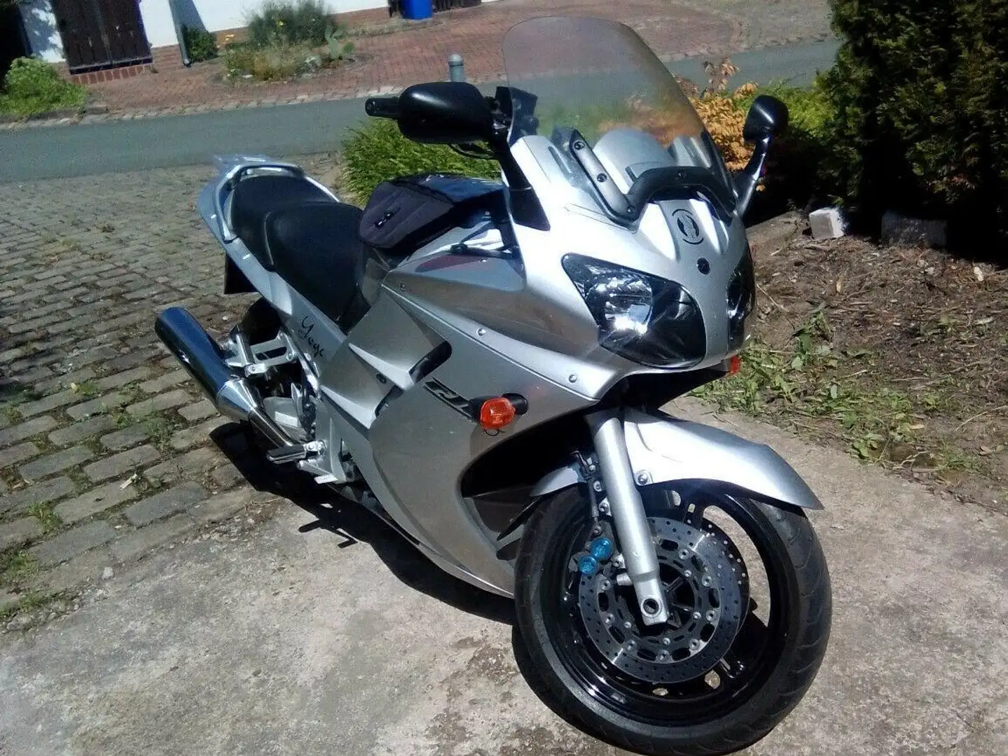 Yamaha FJR 1300 Silver - 1