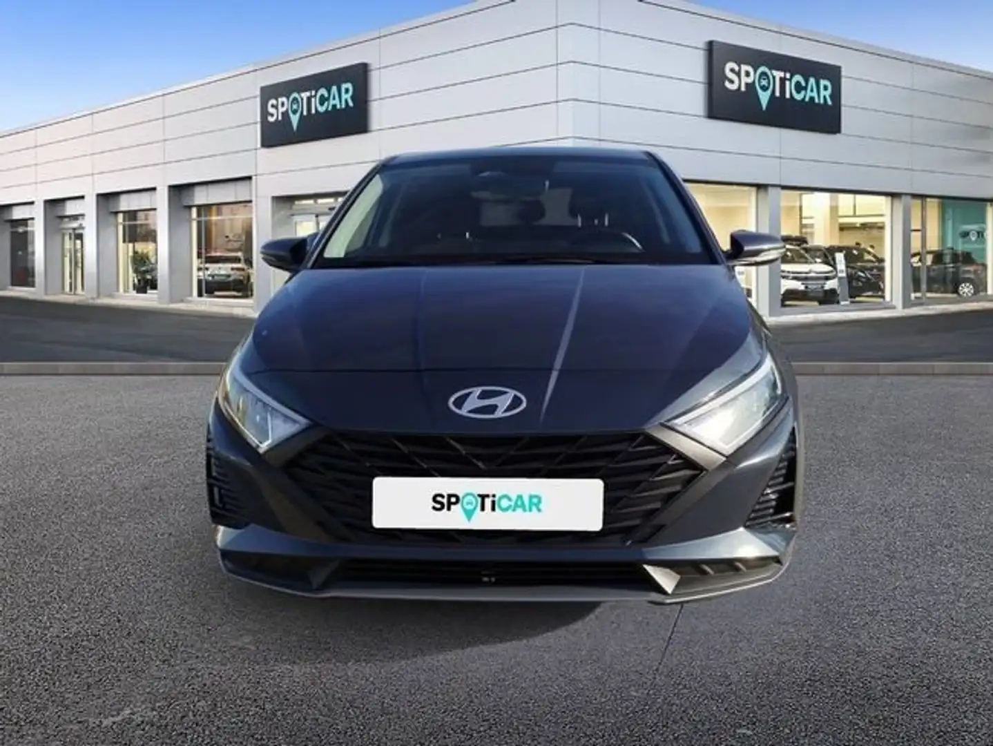 Hyundai i20 1.2 MPI Klass Gris - 2