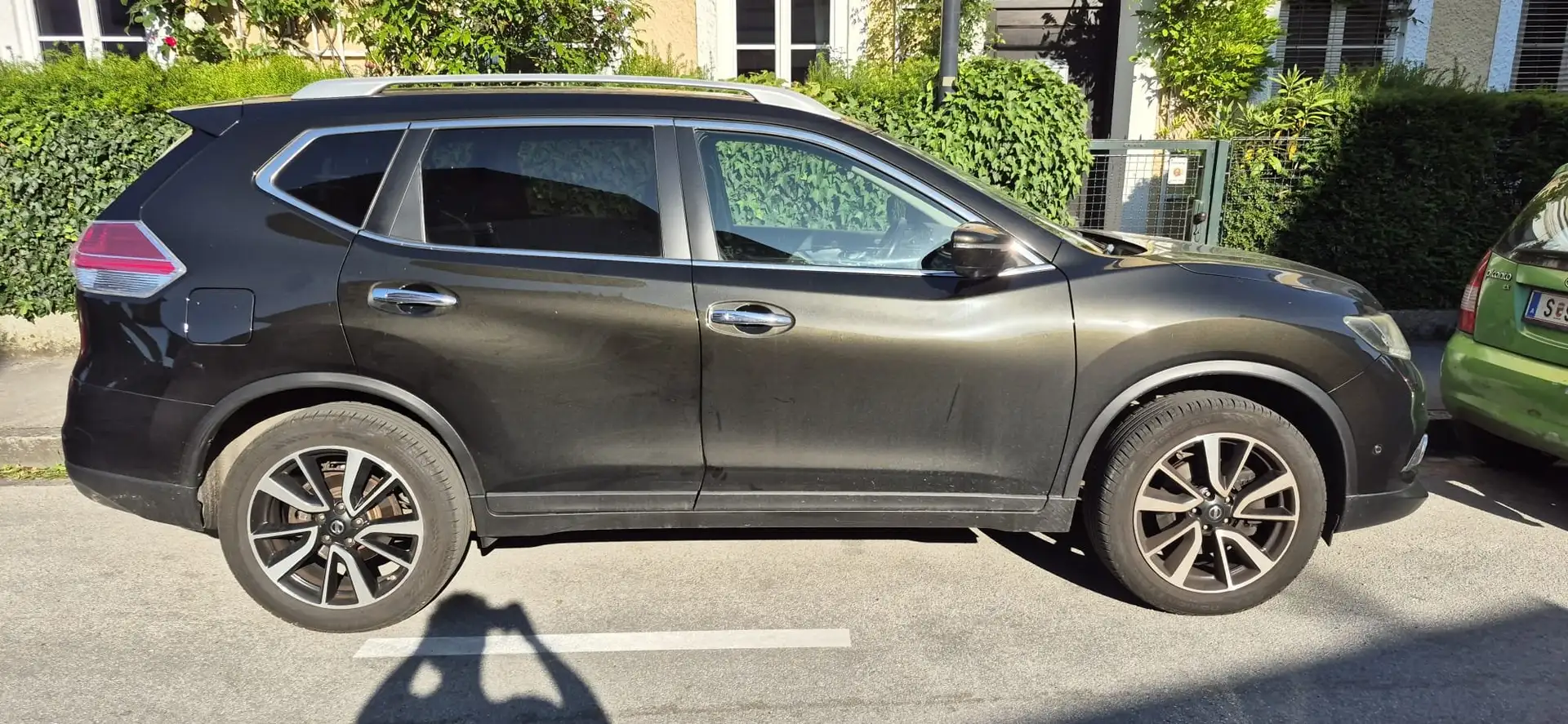 Nissan X-Trail X-TRAIL 1,6dCi Tekna ALL-MODE 4x4iTekna Grün - 1