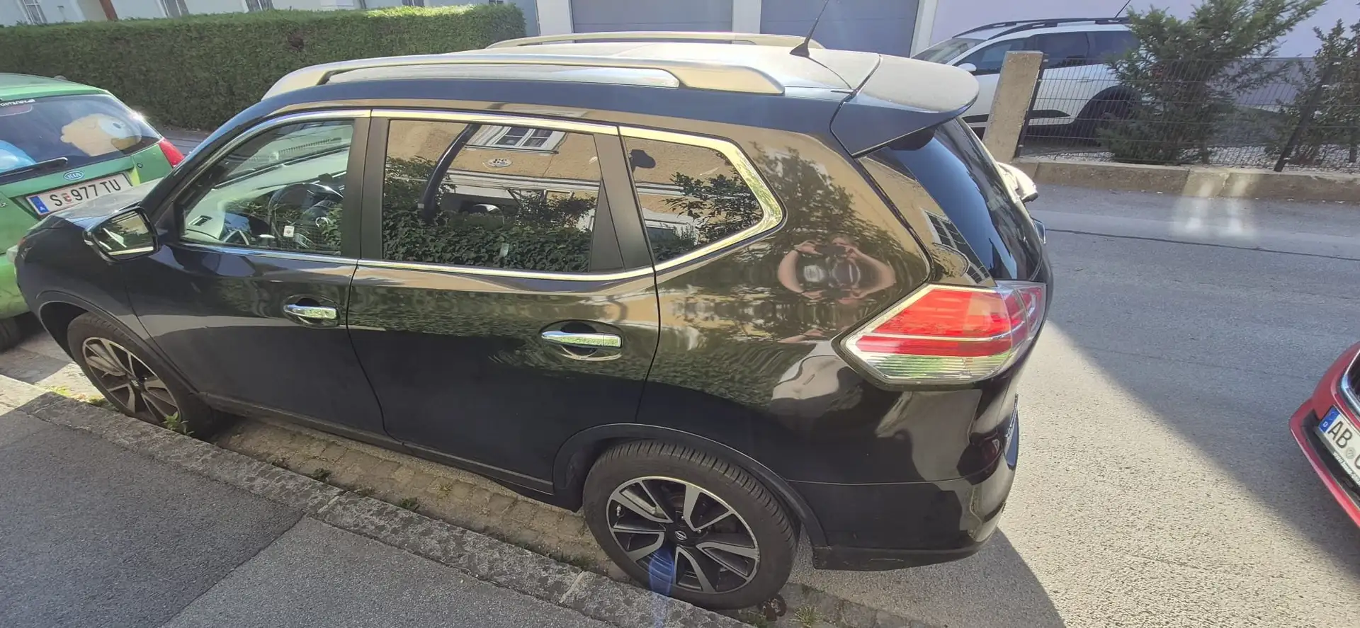 Nissan X-Trail X-TRAIL 1,6dCi Tekna ALL-MODE 4x4iTekna Grün - 2