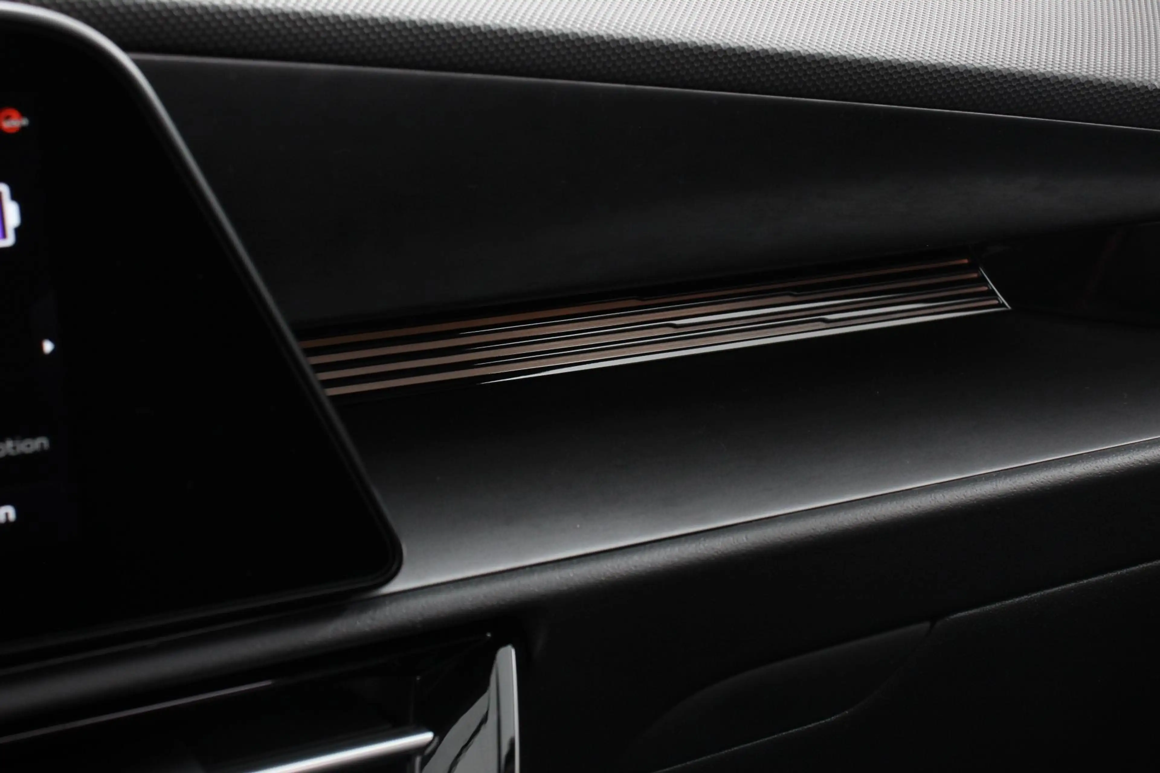 Kia e-Niro EV DynamicPlusLine 64.8 kWh Navigatie Half Leder S — photo 22