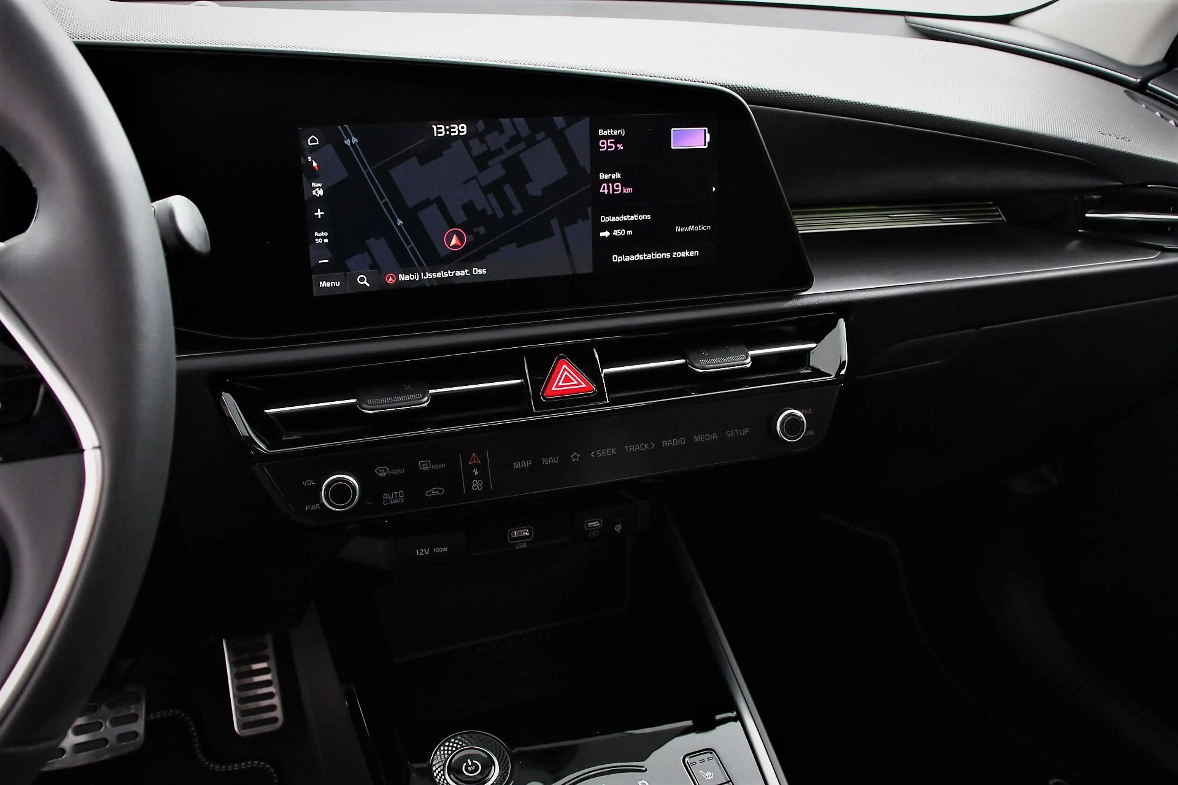 Kia e-Niro EV DynamicPlusLine 64.8 kWh Navigatie Half Leder S — photo 15
