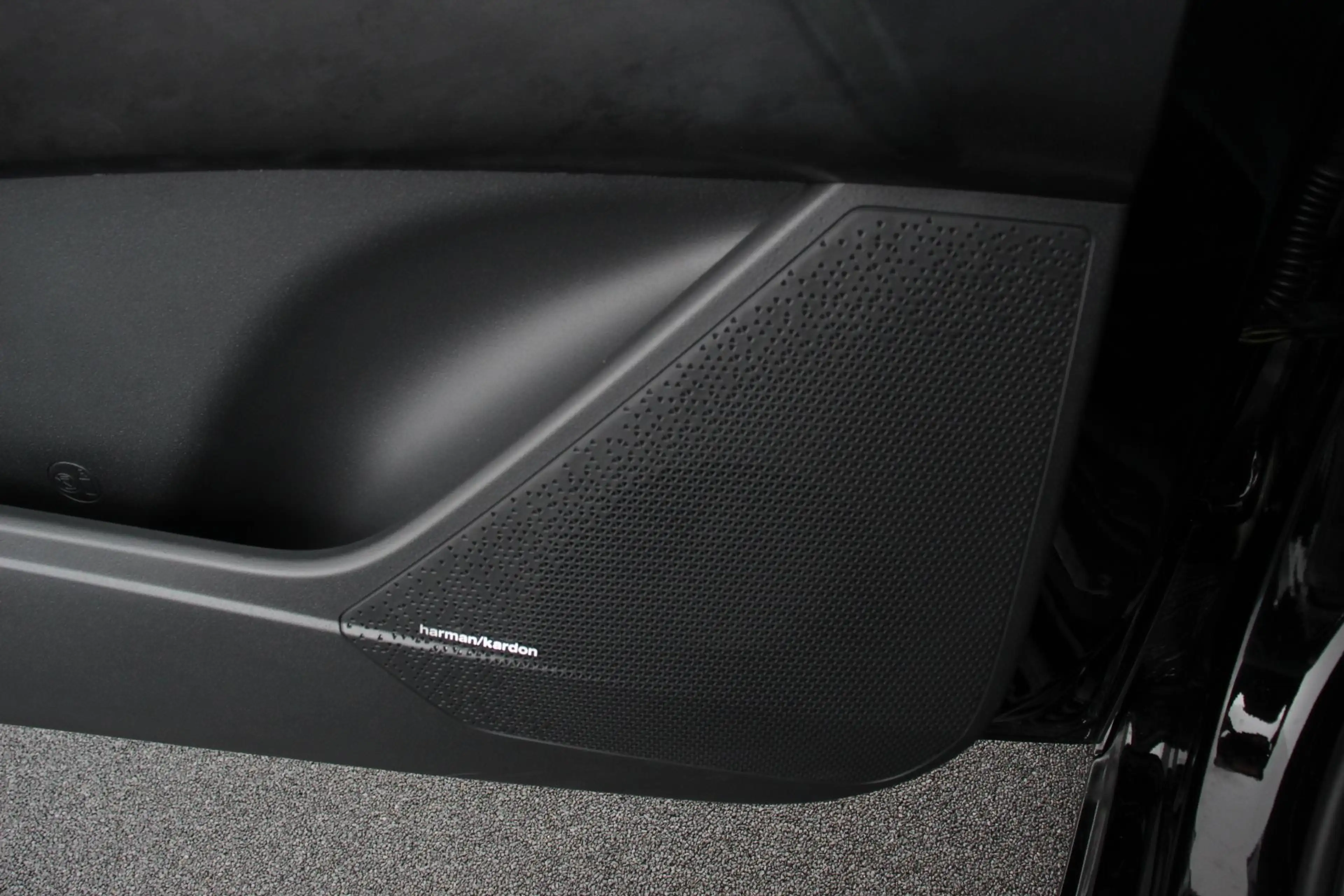 Kia e-Niro EV DynamicPlusLine 64.8 kWh Navigatie Half Leder S — photo 21