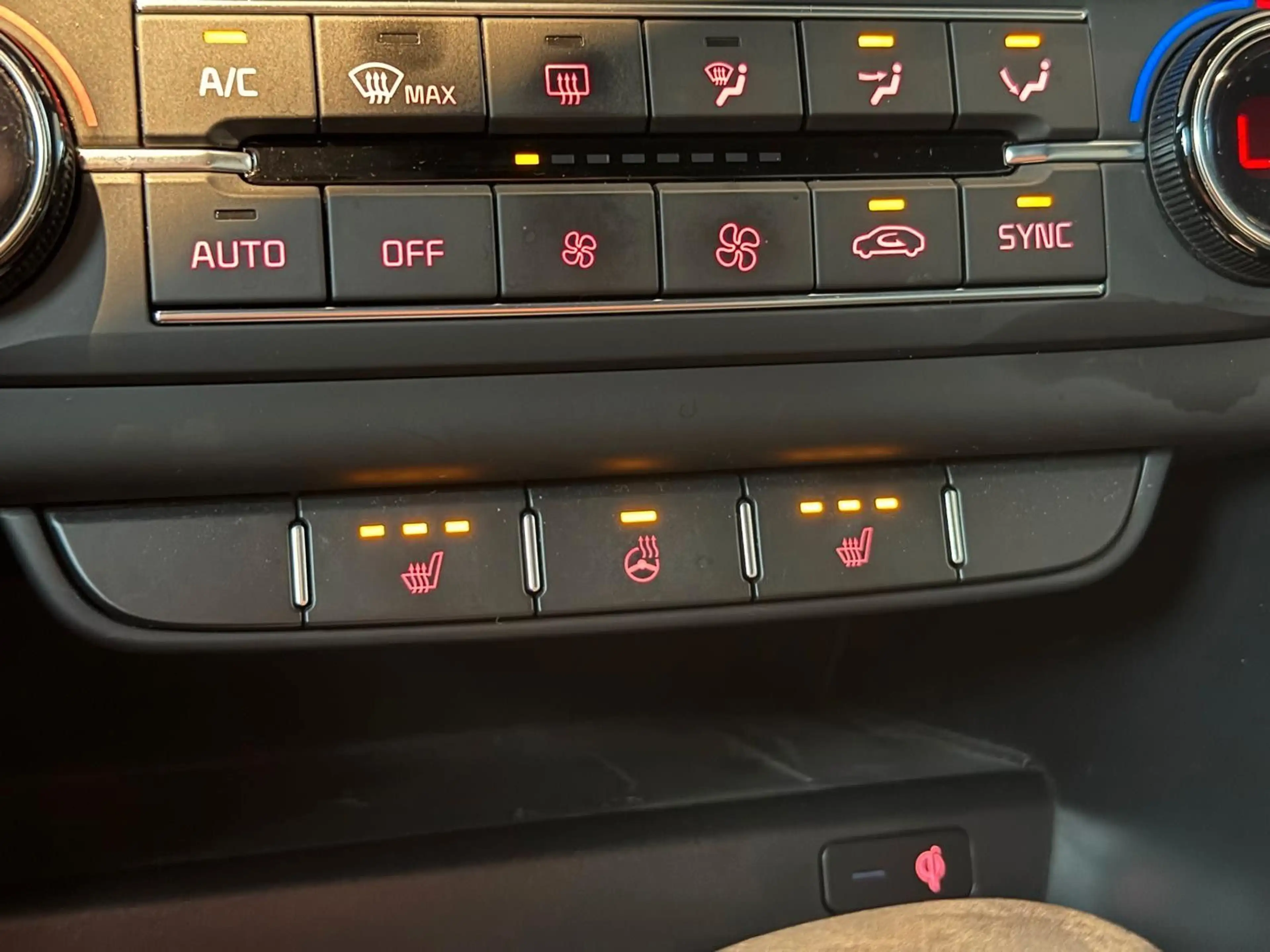 Kia ProCeed / pro_cee'd /NAVI/PDC/GT-LINE/JBL-SOUND/ — photo 14