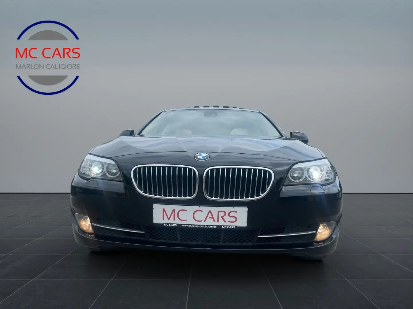 BMW 530 Baureihe 5 Lim. 530 d Noir - 2