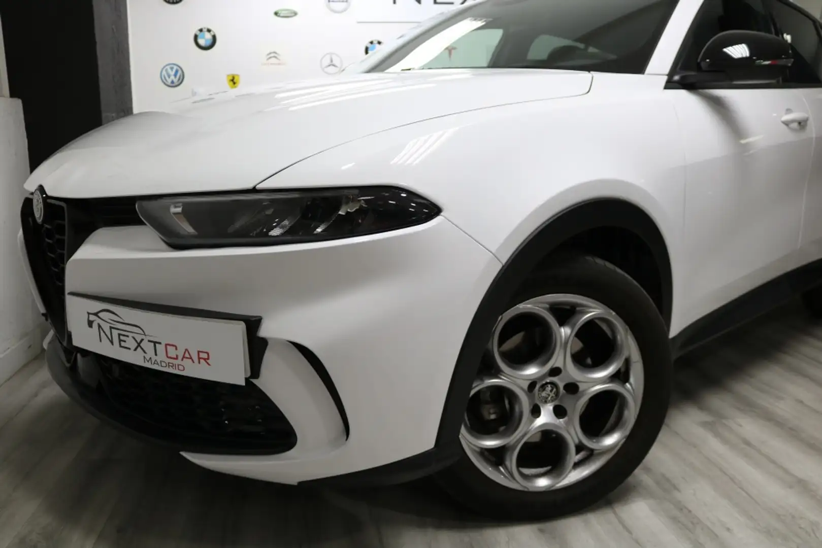 Alfa Romeo Tonale 1.5 MHEV Sprint FWD Blanc - 2