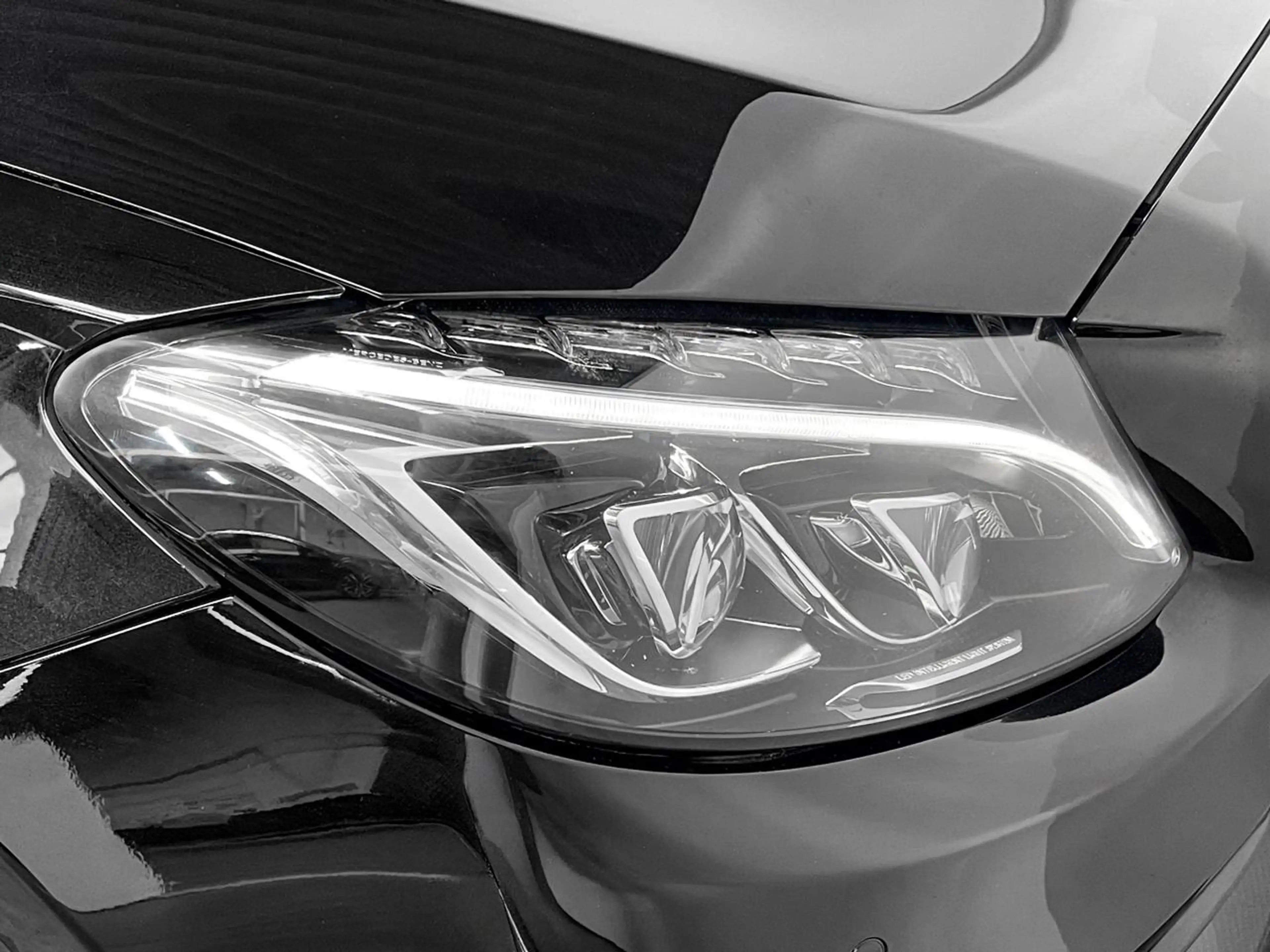 Mercedes-Benz C 63 AMG C 63 AMG Lichte vracht / Pano / 360° Cam / Burmester Sound / Leder — photo 9