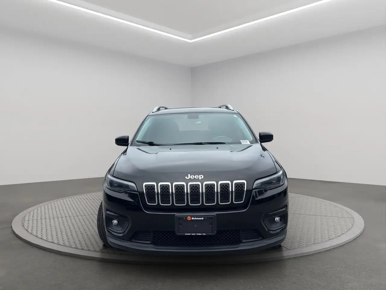 Jeep Cherokee снимка Jeep Cherokee