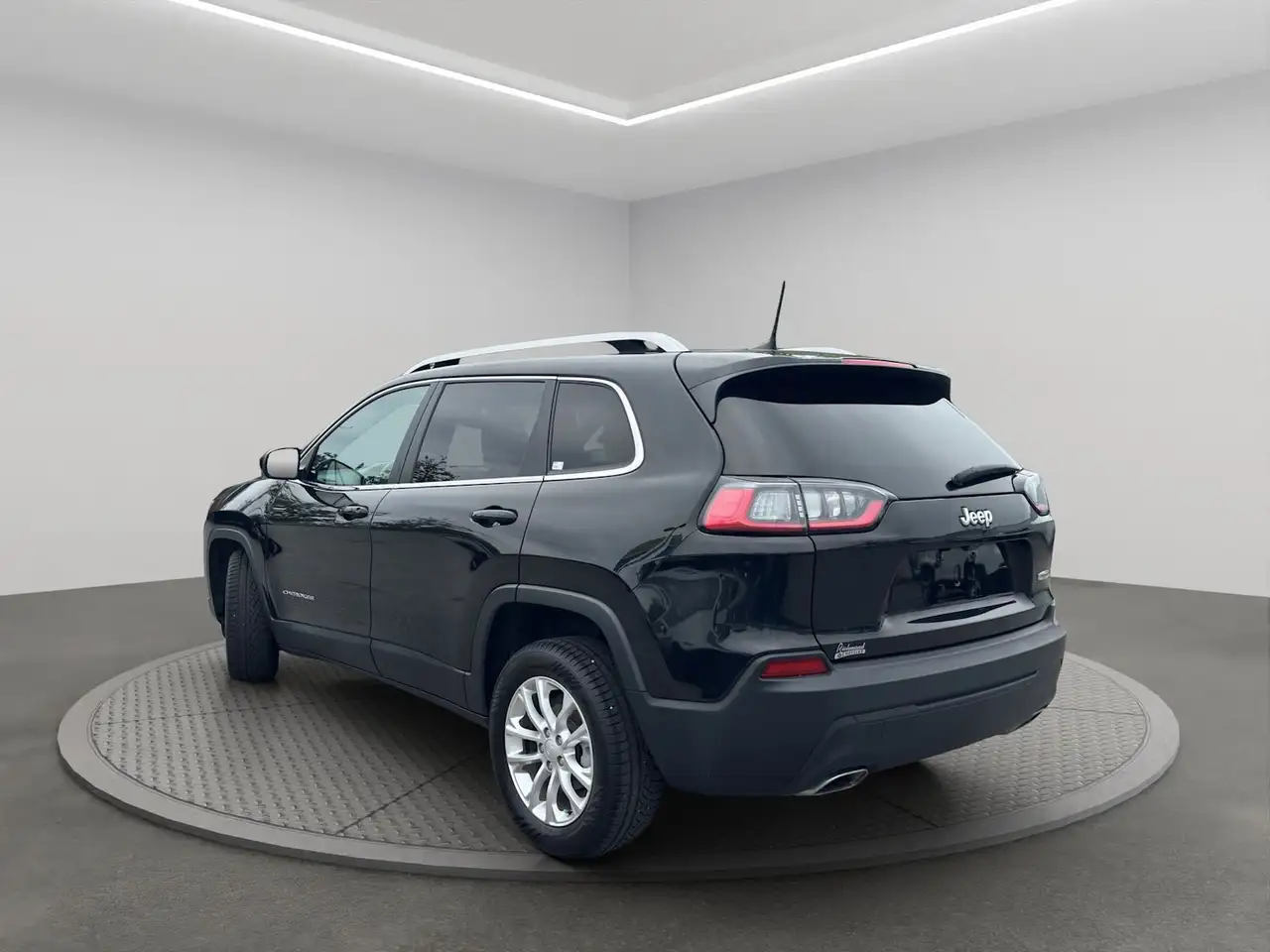 Jeep Cherokee снимка Jeep Cherokee