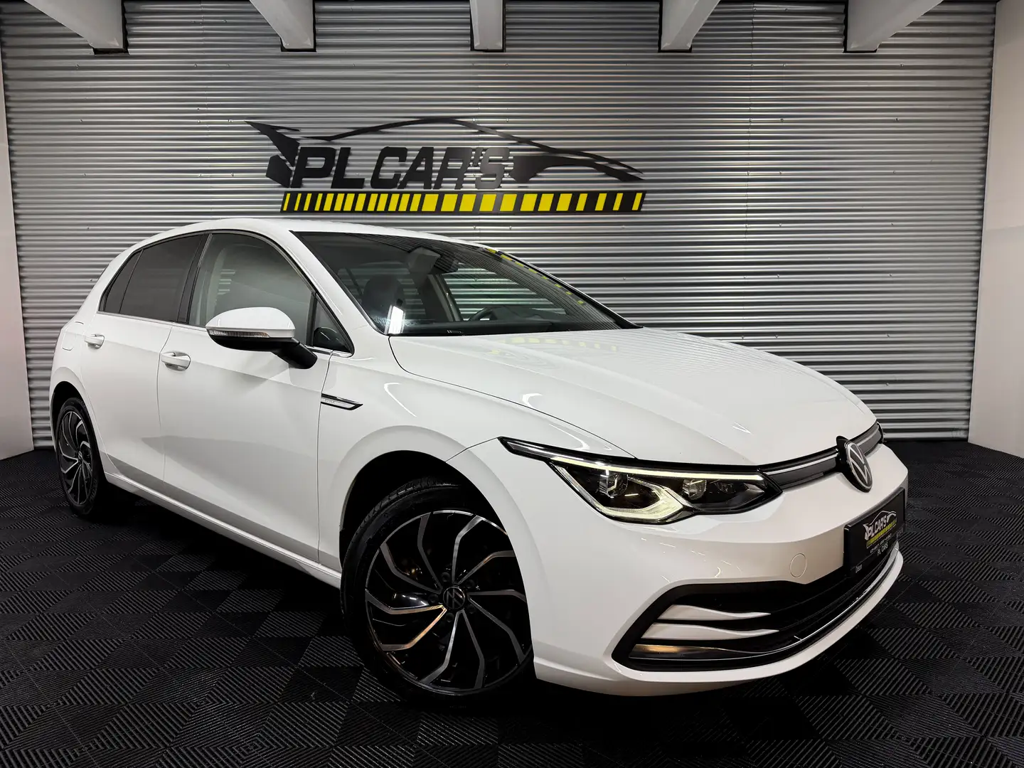 Volkswagen Golf Golf 1.5 TSI LOOK R LINE | APPLE CARPLAY | - 1