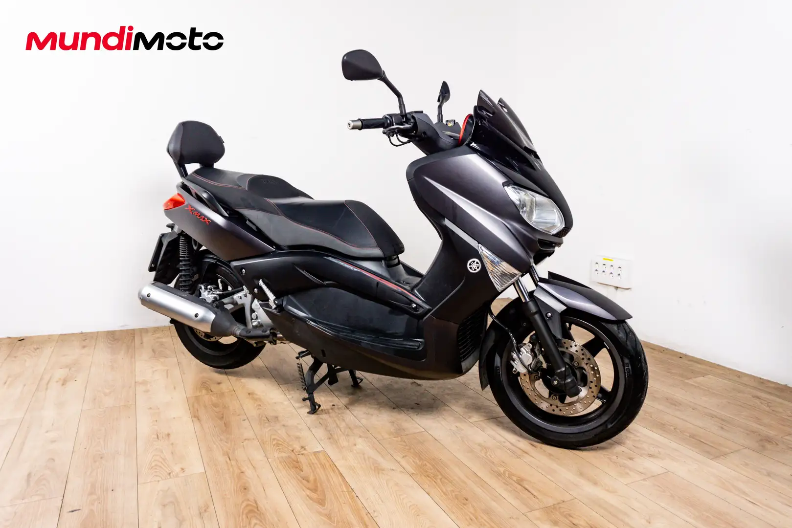 Yamaha X-Max 250 - 2