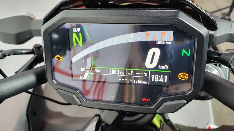 Kawasaki Z 650 - foto 2