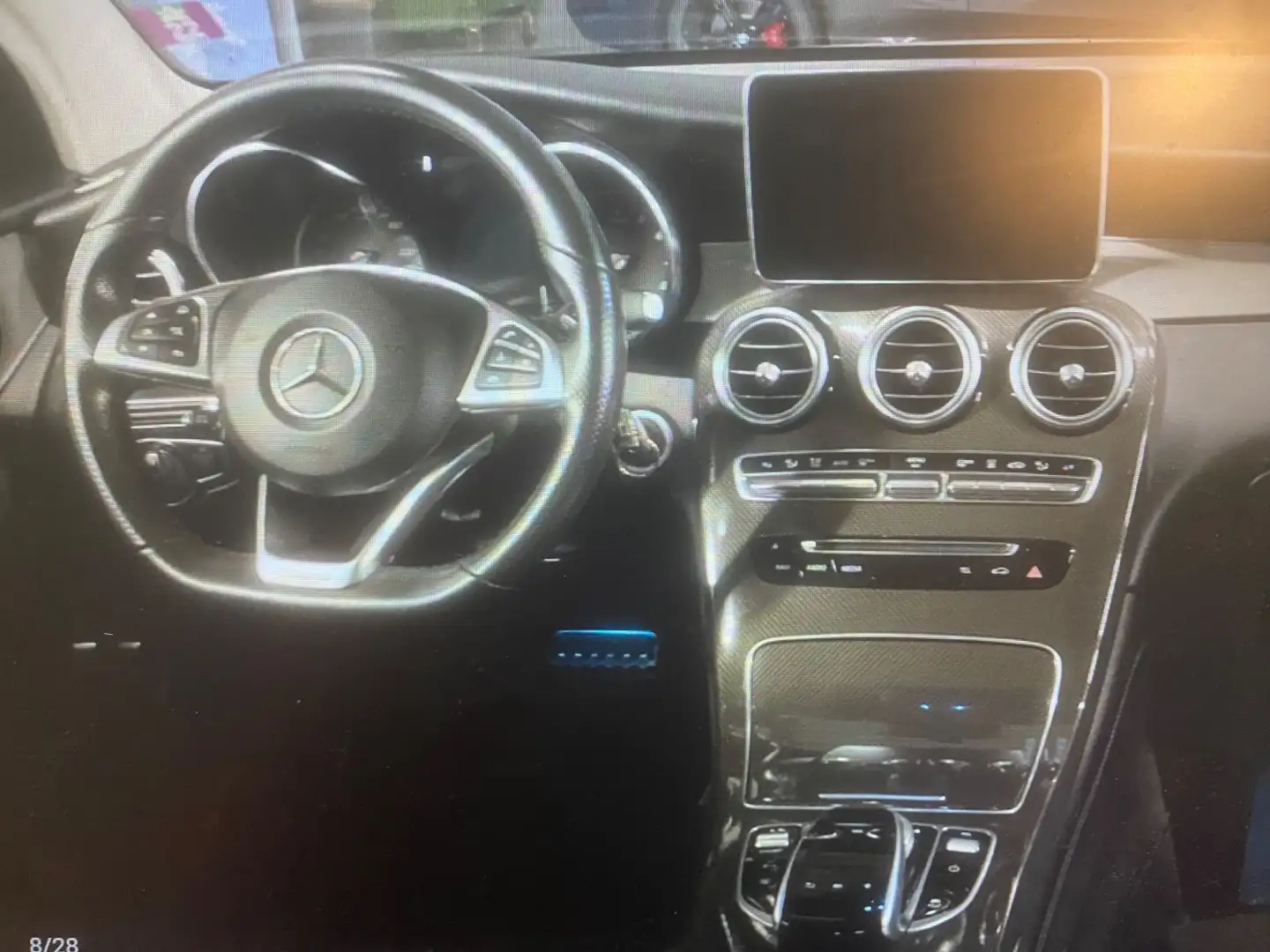 Mercedes-Benz GLC 300 4Matic AMG Pano Standeizung Distronic Blanc - 2