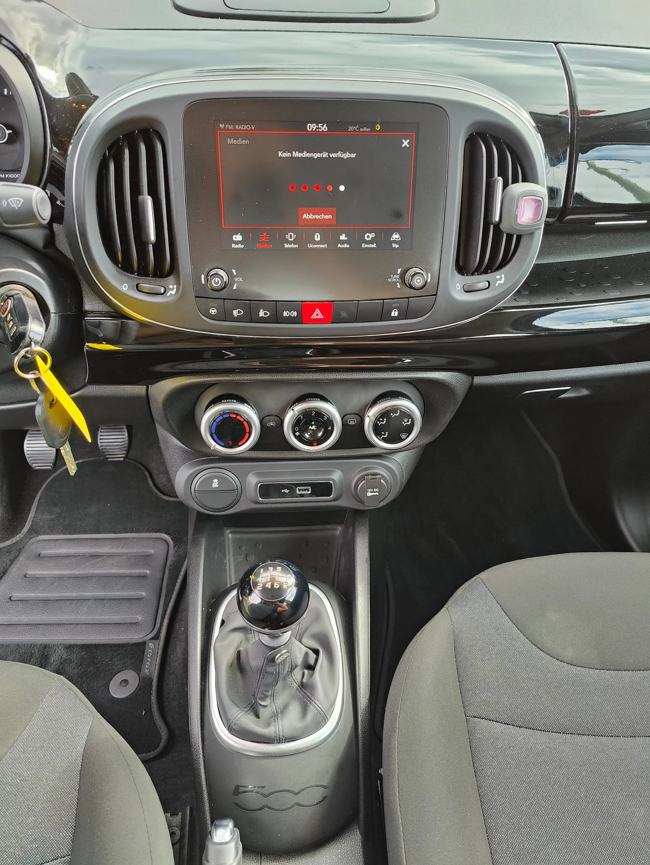 Fiat 500L Urban / Lounge Paket / 64.000km / Scheckheft — photo 11