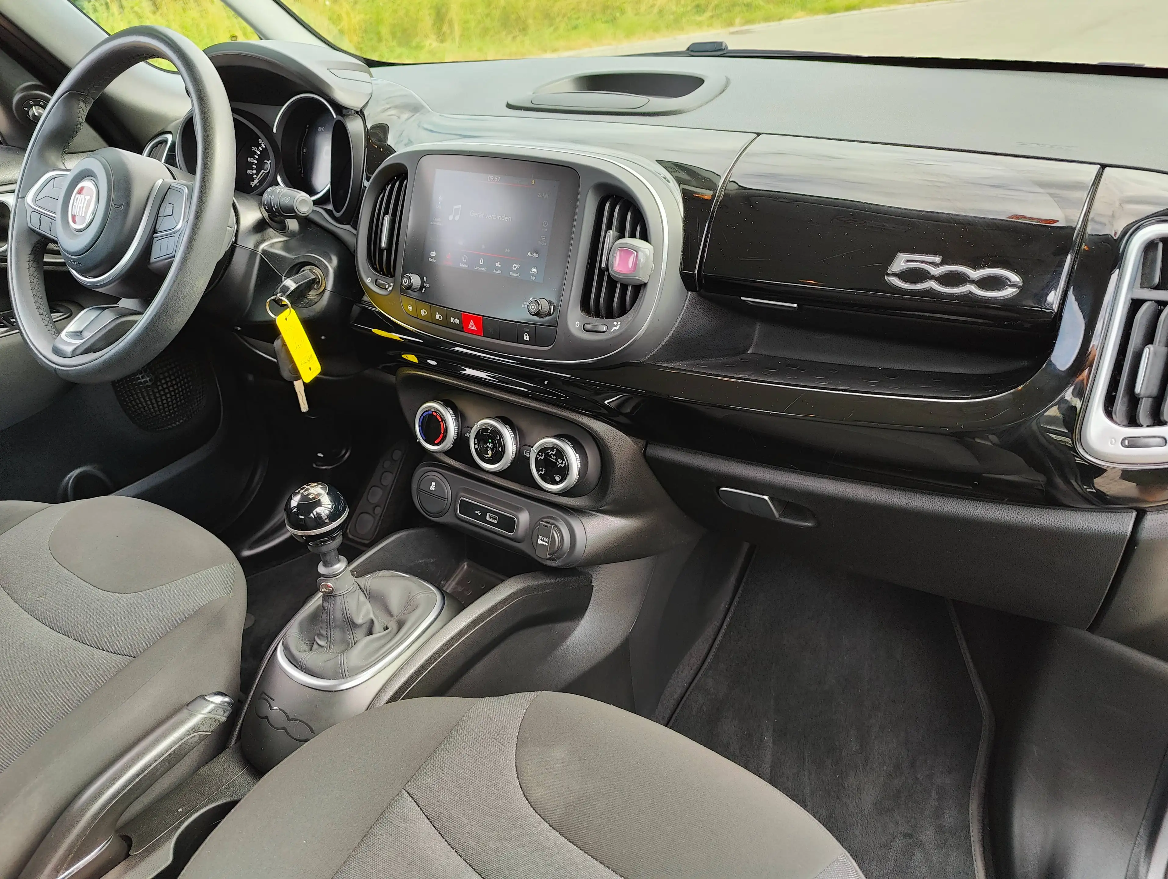 Fiat 500L Urban / Lounge Paket / 64.000km / Scheckheft — photo 21