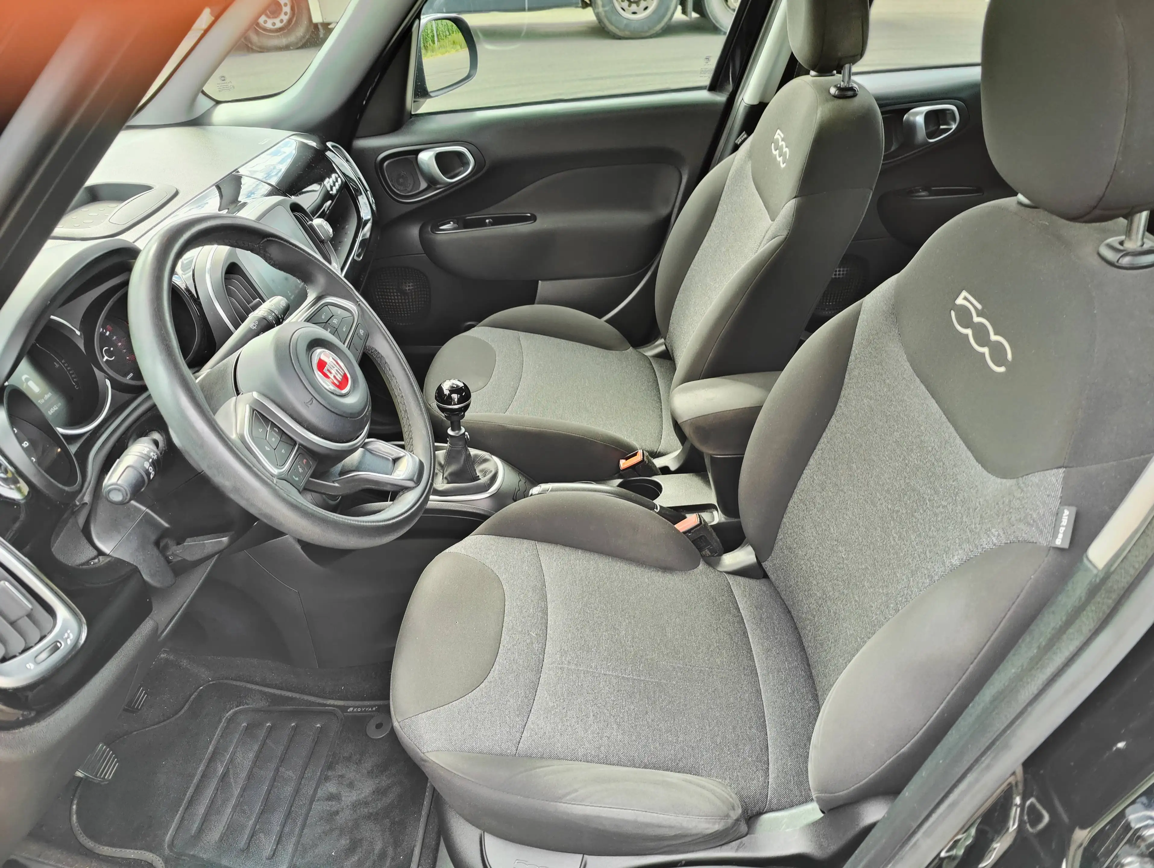 Fiat 500L Urban / Lounge Paket / 64.000km / Scheckheft — photo 9