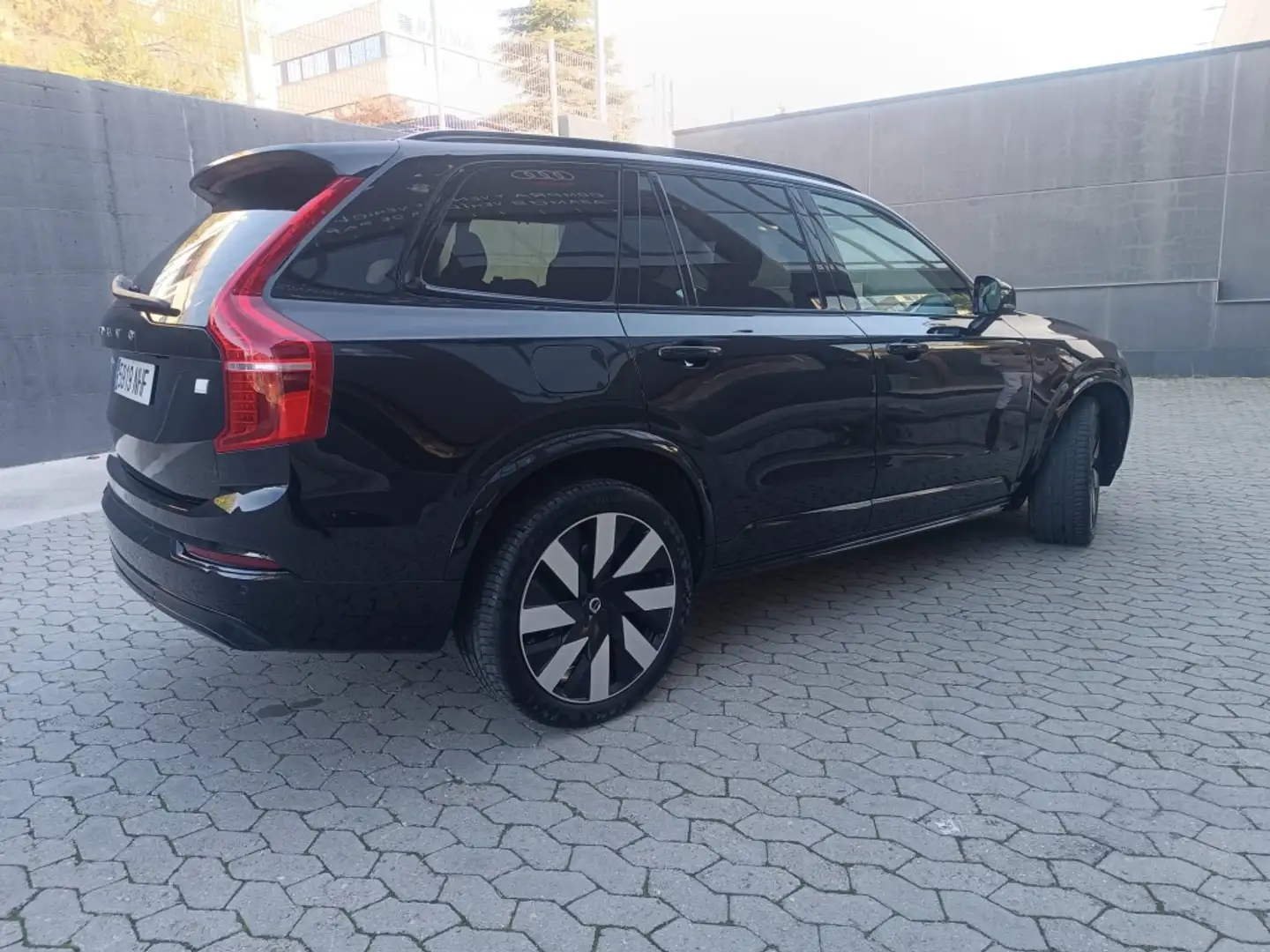 Volvo XC90 T8 Plus Dark AWD Aut. Negro - 2