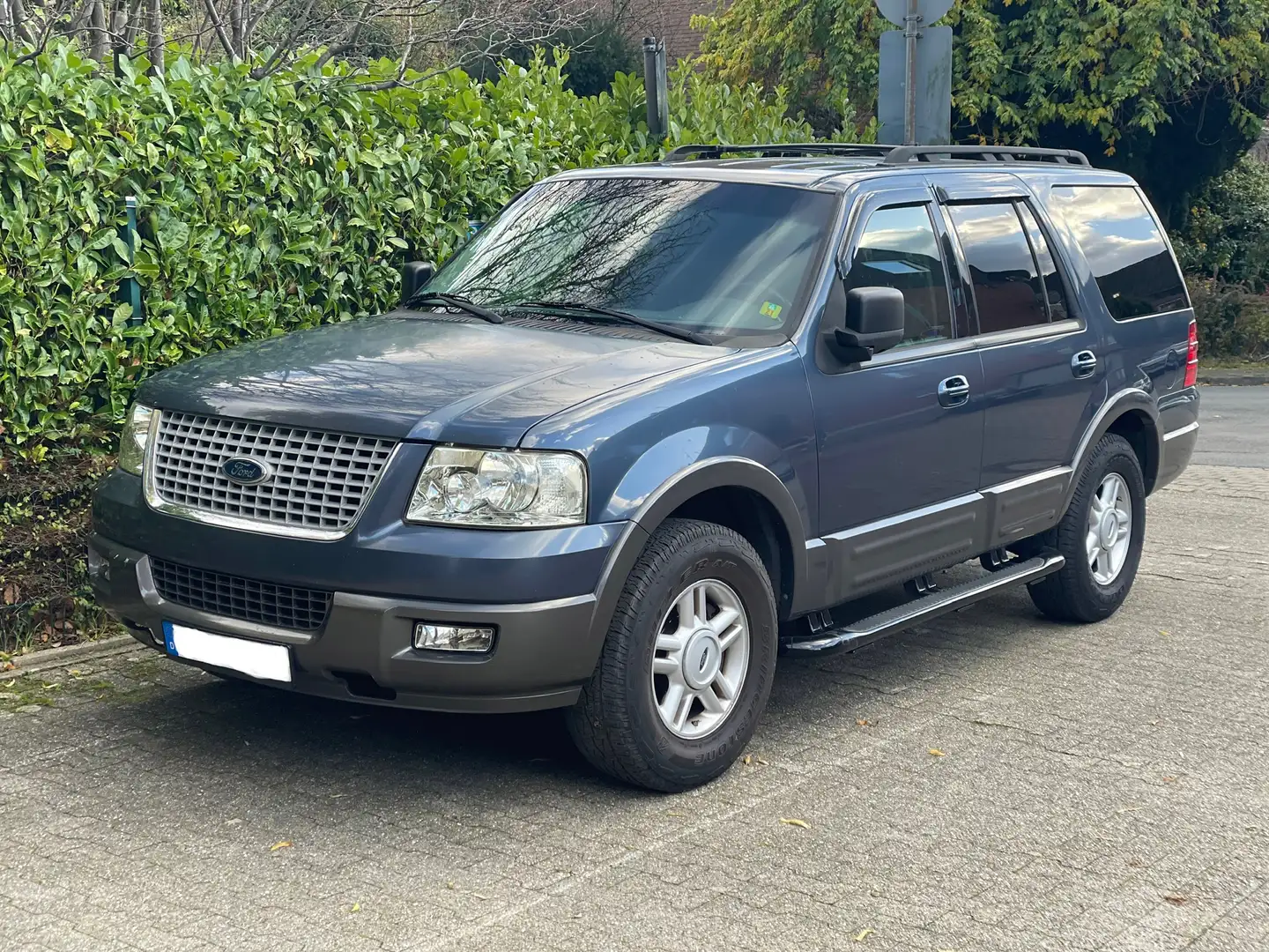 Ford Expedition 5.4 L V8 XLT Blau - 1