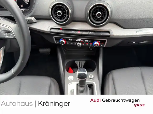 Audi Q2 view 14