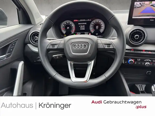 Audi Q2 view 11
