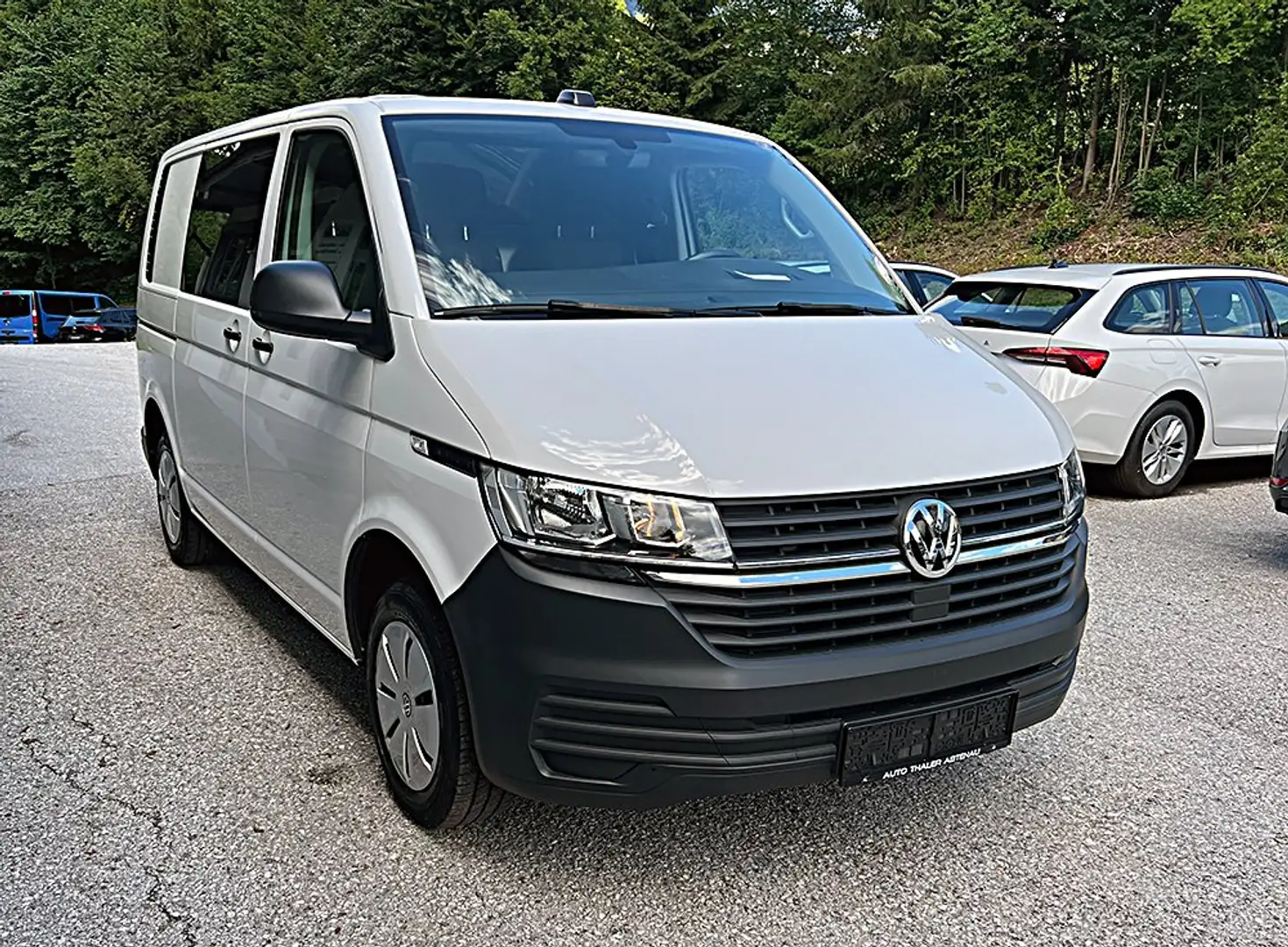 Volkswagen T6.1 Transporter FWD Weiß - 2