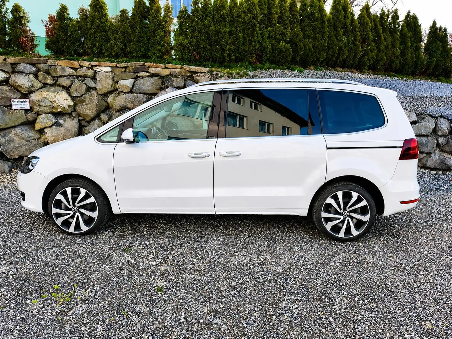 Volkswagen Sharan 7 Sitze, elektr. Schiebetüren+Heckklappe Weiß - 2