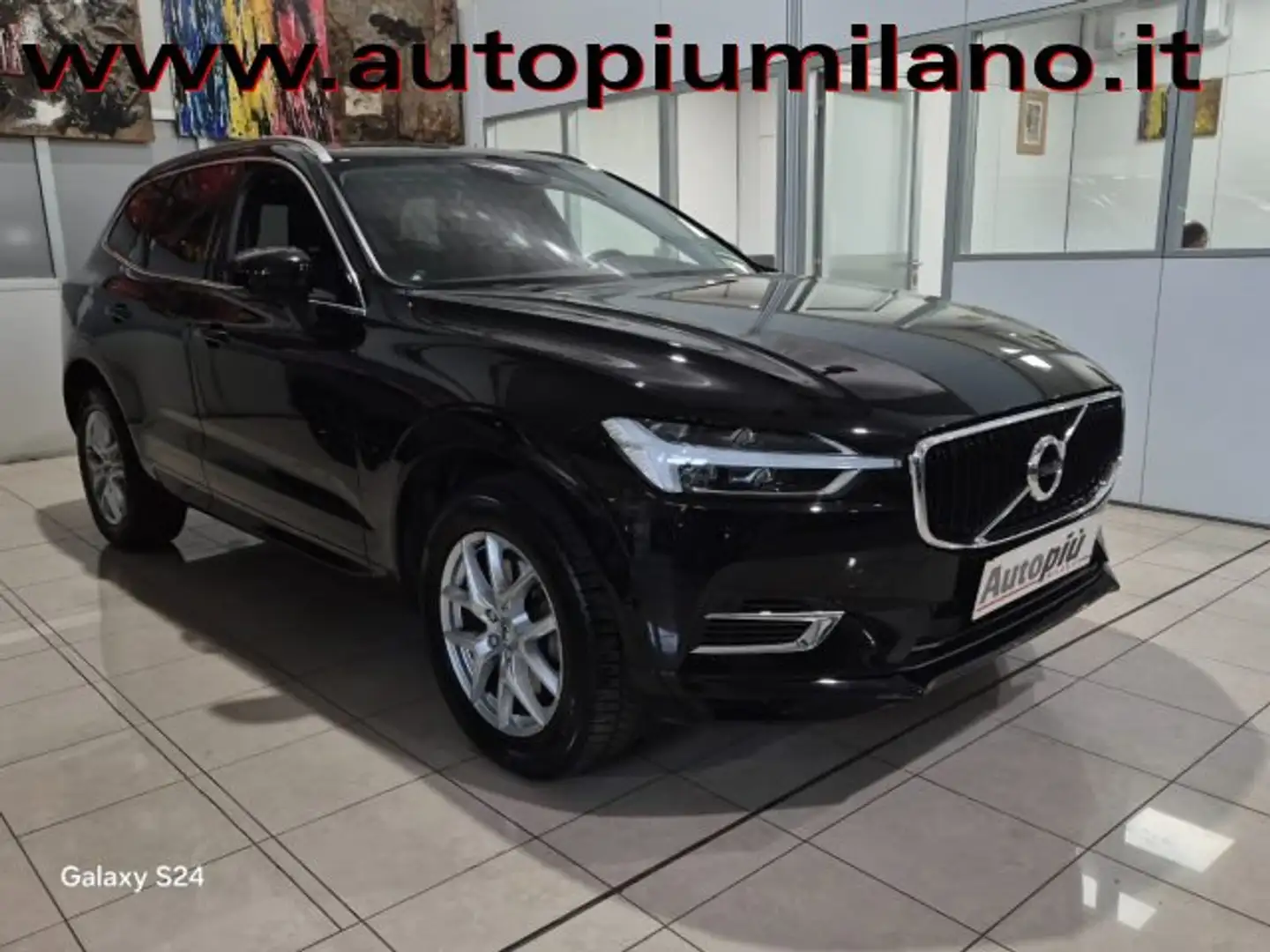 Volvo XC60 T8 PLUG-IN  IBRIDO Schwarz - 1