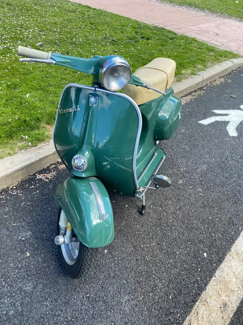 Vespa 125 SL Groen - 2