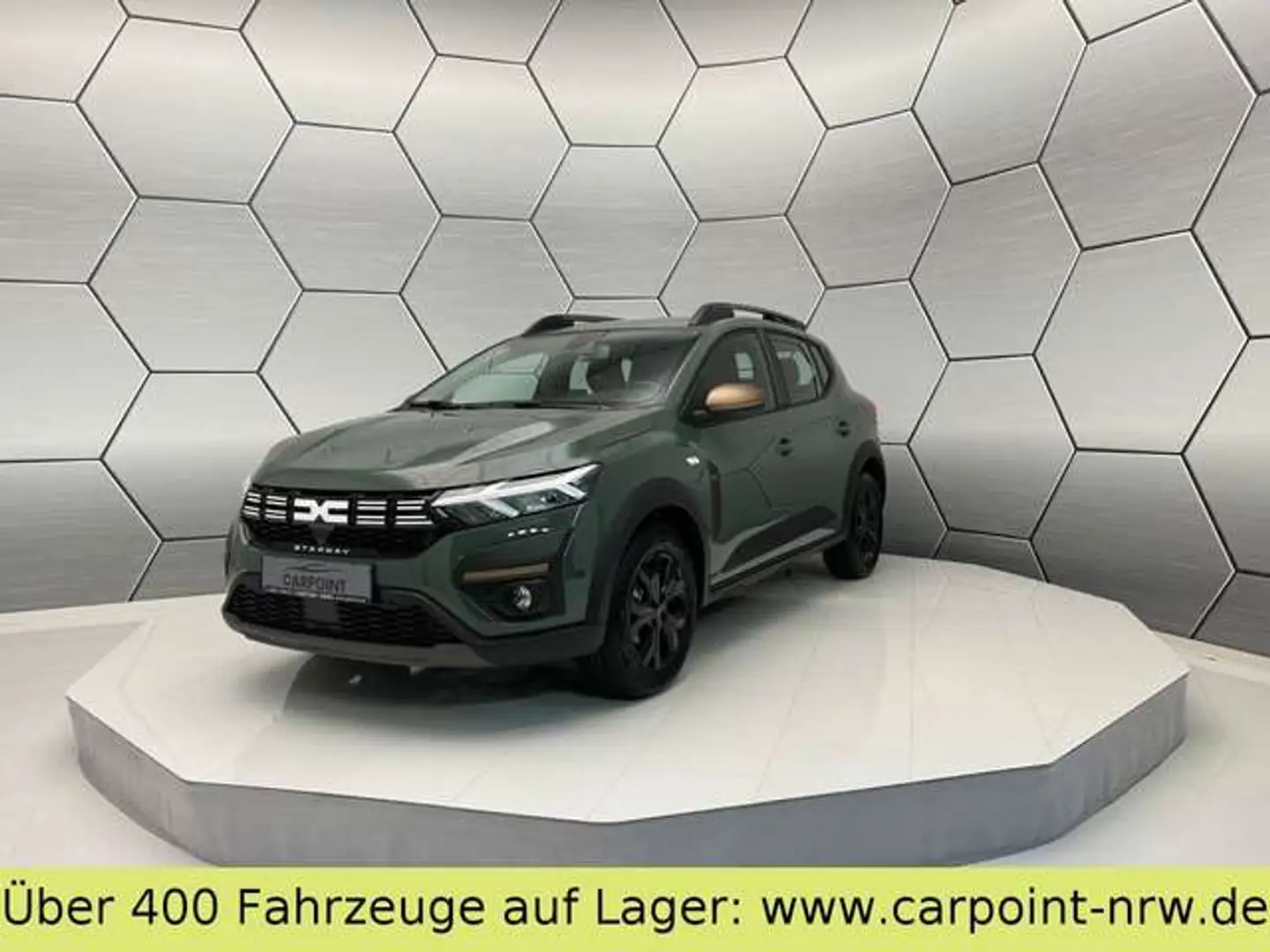 Dacia Sandero 3 Stepway Extreme TCe 100 ECO-G Grün - 1