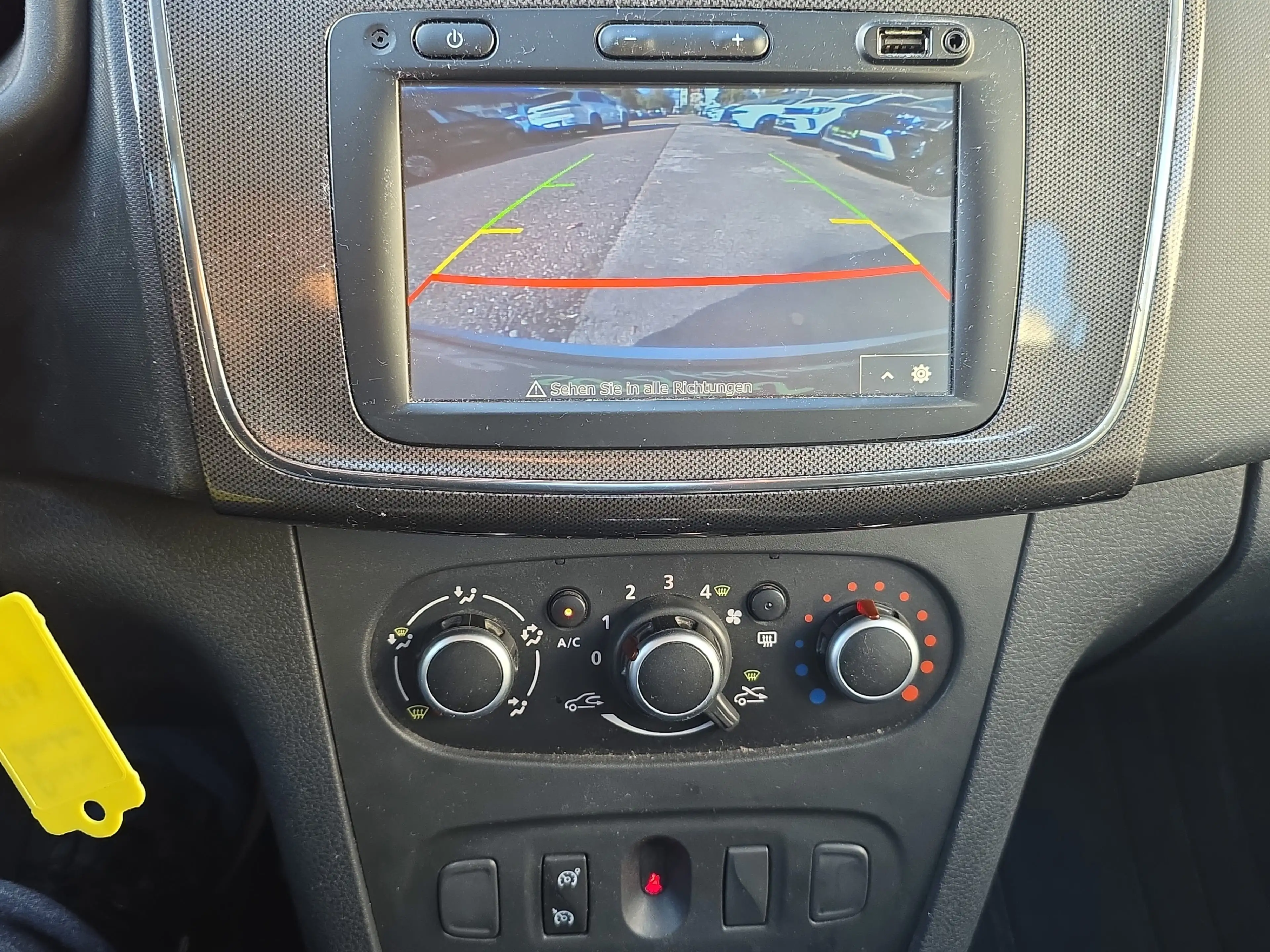Dacia Sandero II 0.9 TCe 90 eco² Stepway Prestige — photo 6