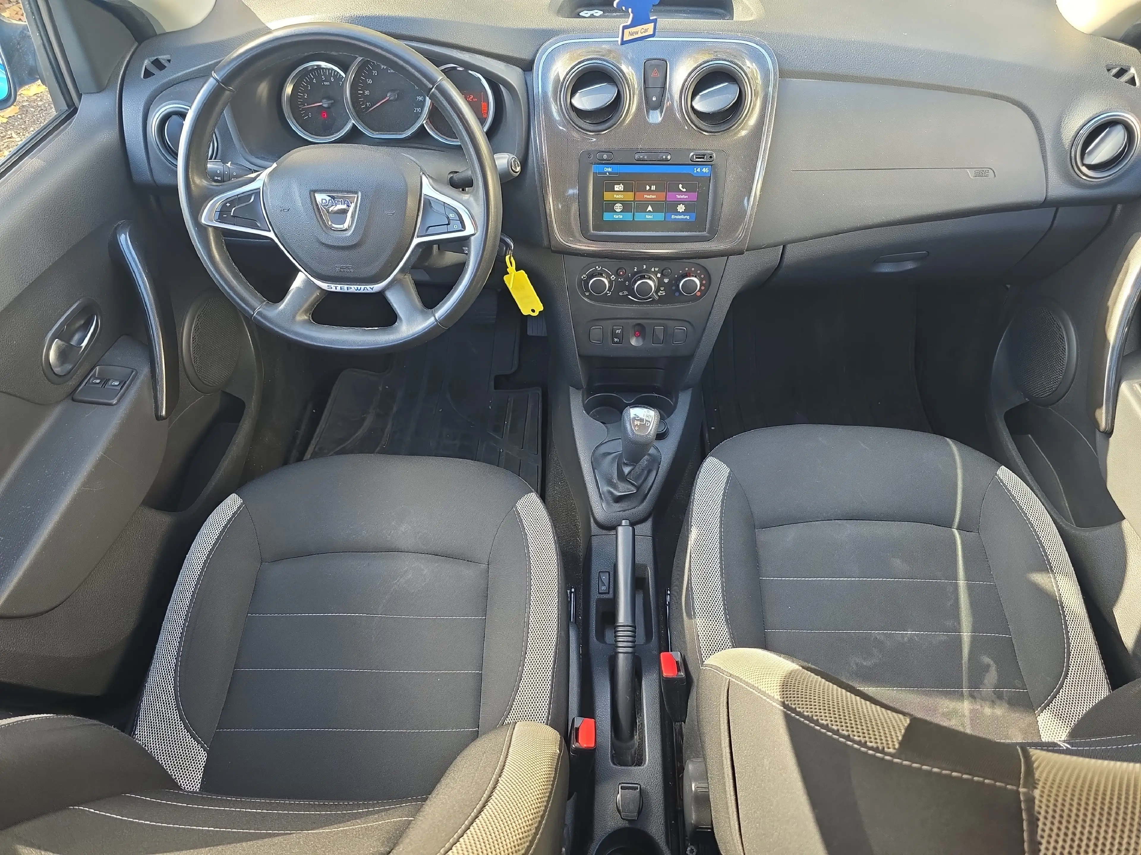 Dacia Sandero II 0.9 TCe 90 eco² Stepway Prestige — photo 8