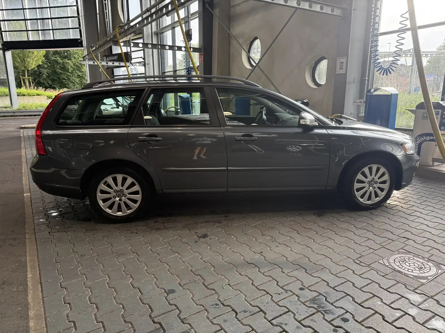 Volvo V50 2.0D DPF Summum - 1