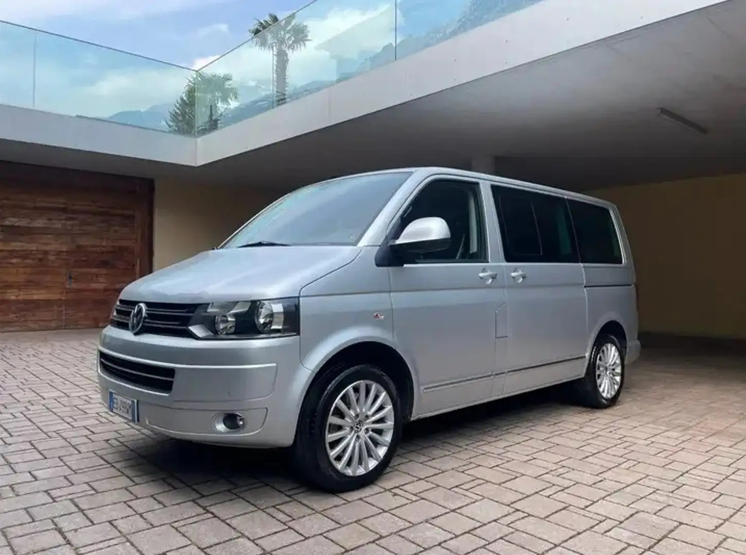 Volkswagen T5 multivan - 1
